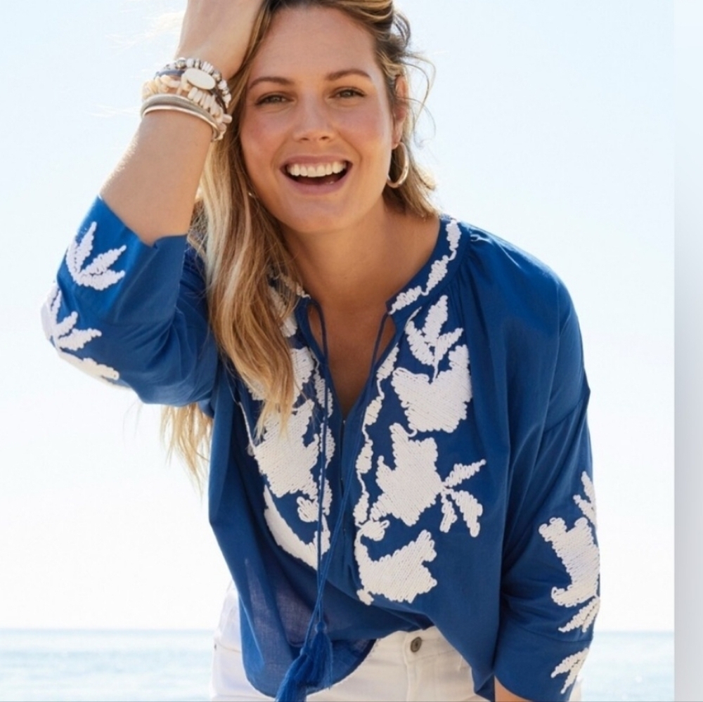 Chico's Peasant Embroidered Blue and White Boho Beachy Summer Vacation Top Sz 16